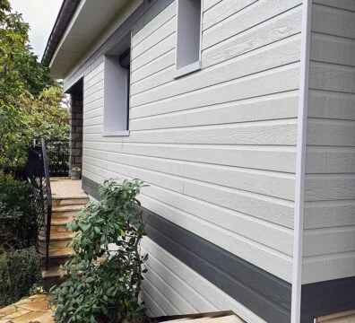 Bardage fibres bois composite CANEXEL RIDGEWOOD GRIS BRUME ET GRANIT plus durable et solide que le bardage Kaycan naturetech